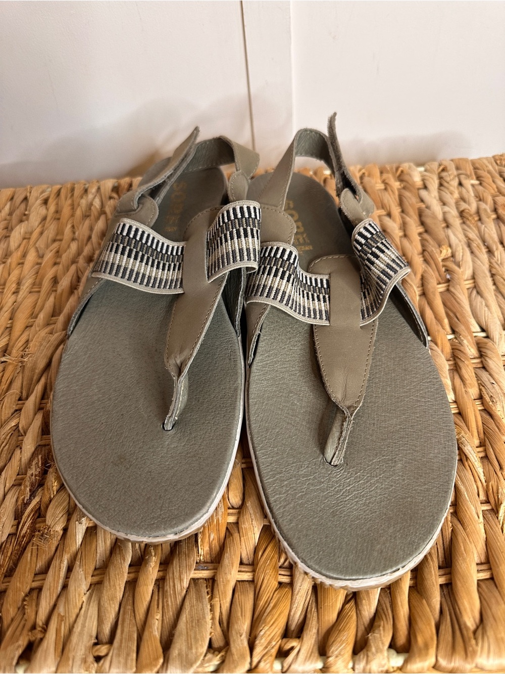 Sorel Olive Gray Thong Sandals with Black-and-White Woven Strap